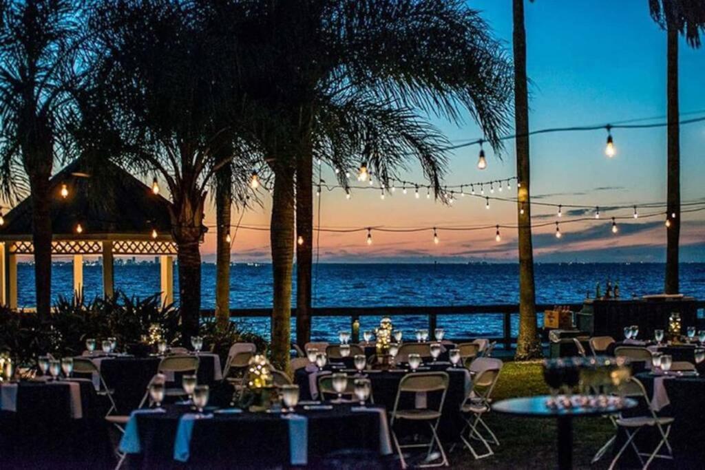 Sea Breeze, Studio 510, Beach Steps Away!+Pool+Wifi Ruskin Bagian luar foto